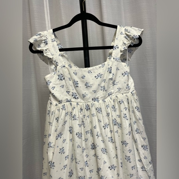 EN SAISON Floral Stitch Puff Sleeve Ruffled Mini Dress | size Small - Picture 2 of 6